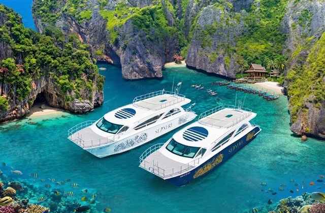 Isla Phi Phi e Isla Bambú por Seanery sightseeing activity hero photo - Phi Phi Islands travel experience